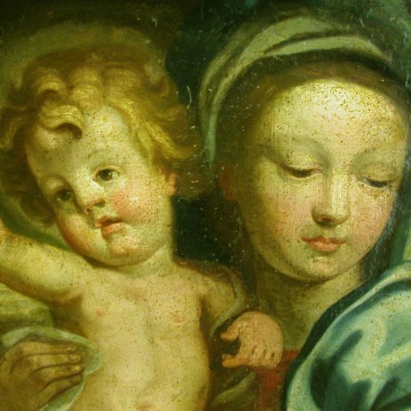 Quadro ad olio su tela raffigurante la Madonna con il bambino (sec. XVII) fase del processo di pulitura e restauro - Oil painting on canvas representing the Madonna and Child (seventeenth century) step of cleaning and restoration