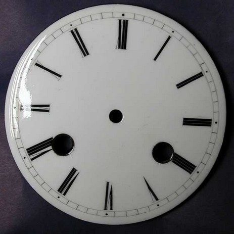 Restauro ceramiche, lapidei, legni policromi, smalti, quadrante orologio. Antique restoration of ceramic, stone, polychrome wood, enamel