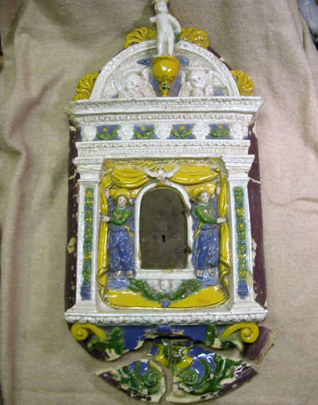 restauro ceramica, pietra, legni policromi,  maiolica, edicola di scuola robbiana - antique restoration ceramics, stone, polychrome wood, majolica